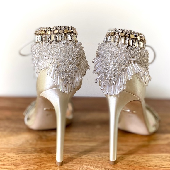 Badgley Mischka Katrina Embellished Satin High Heel Wedding Sandal NEW US8.5 - Picture 10 of 16